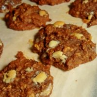skinny-chocolate-cookies-with-white-chocolate-chips
